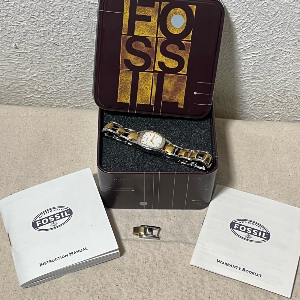 Vintage Fossil F2 Women's Watch with Gold and Silver Links